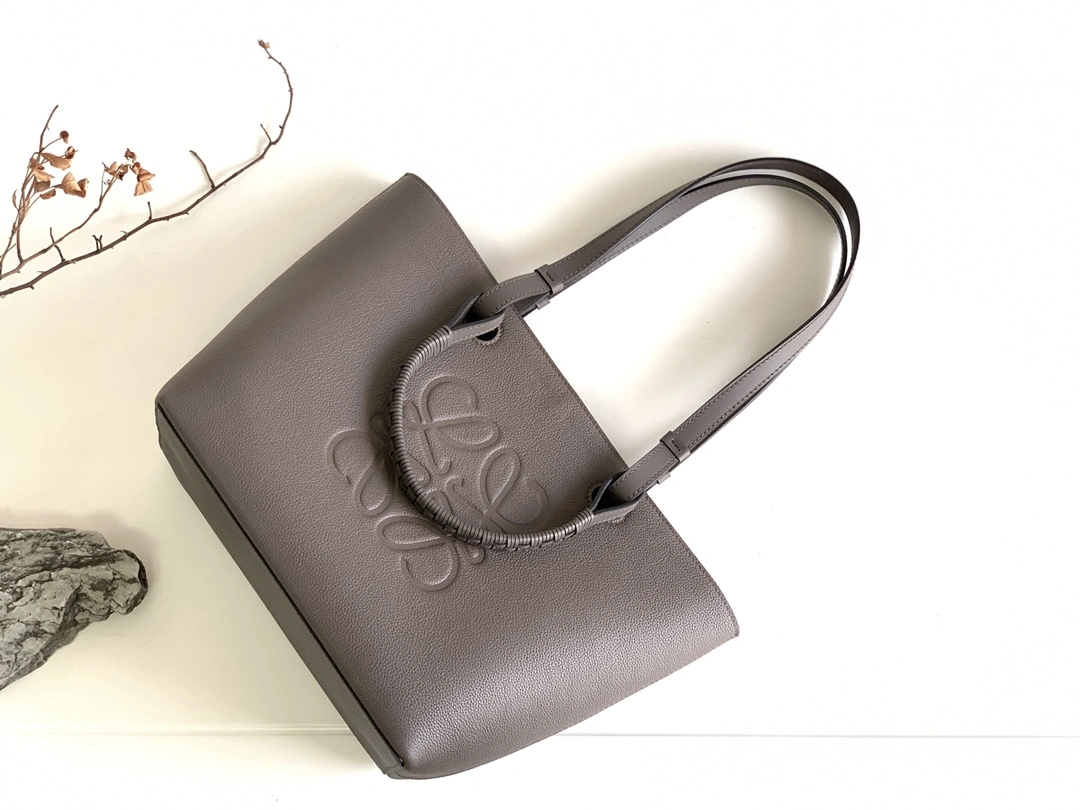 Loewe Shopping Bags Classic 67156