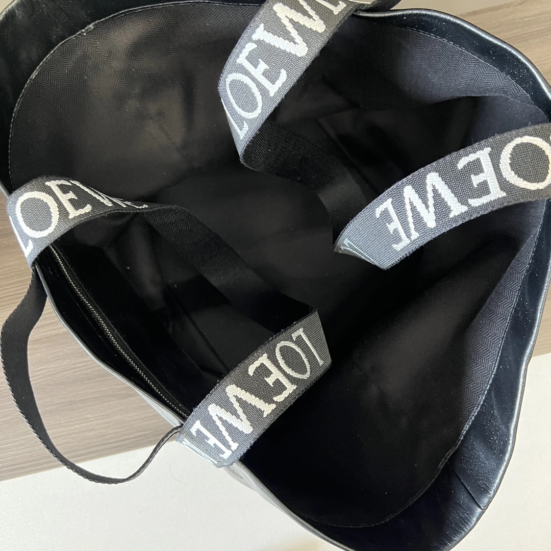 Chic Loewe Shopping Bags 67154