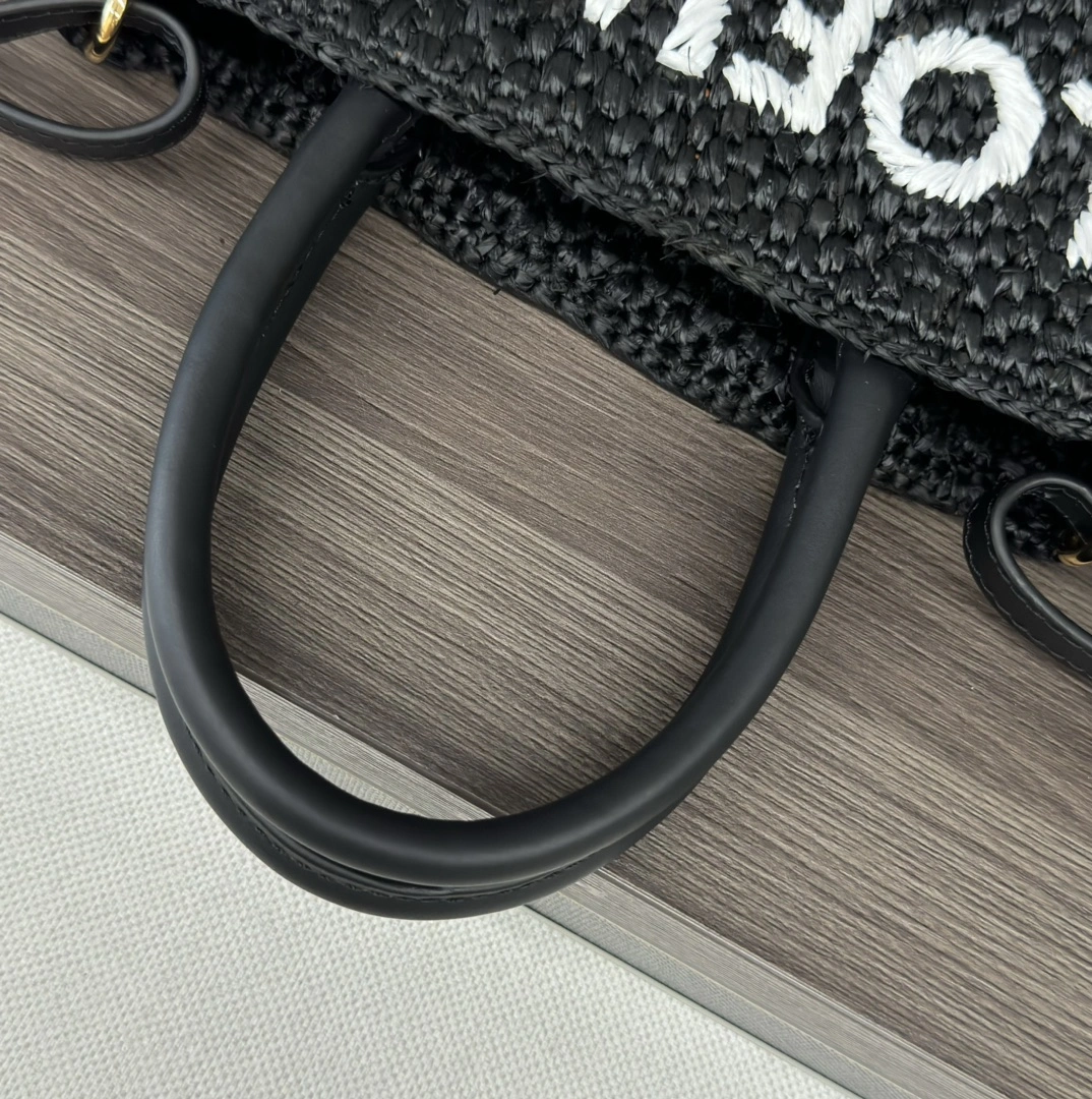 MoistureWicking Loewe Shopping Bags 67149