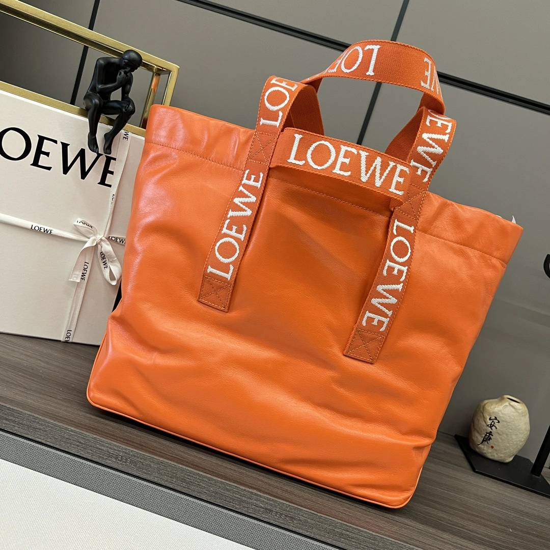 Loewe Shopping Bags Sleek 67145