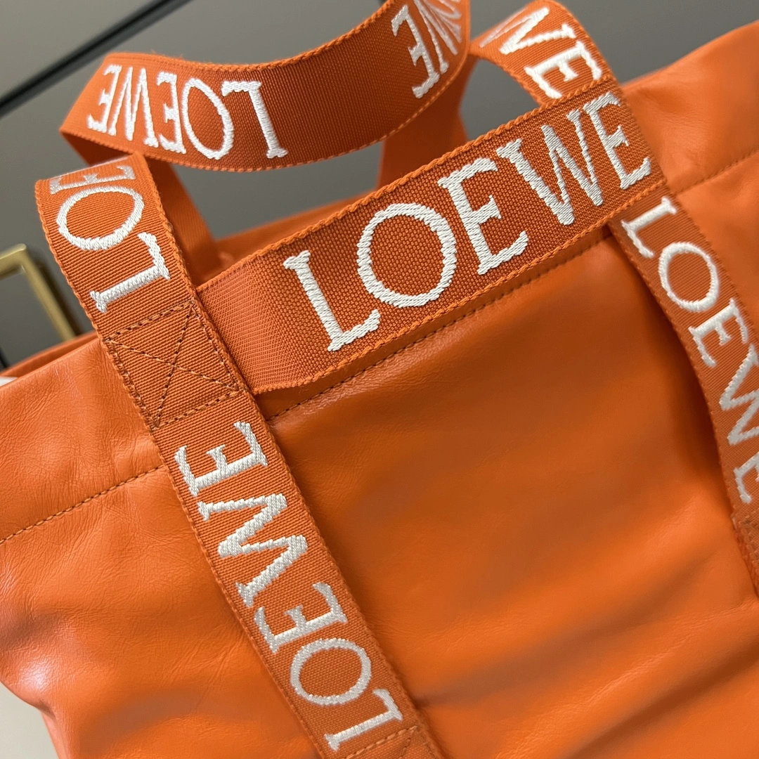 Loewe Shopping Bags Sleek 67145