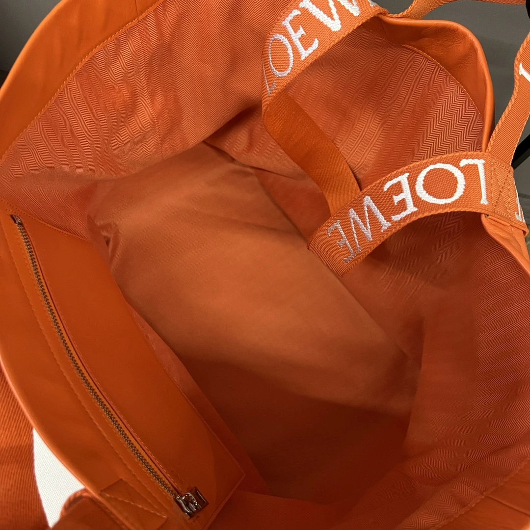 Loewe Shopping Bags Sleek 67145
