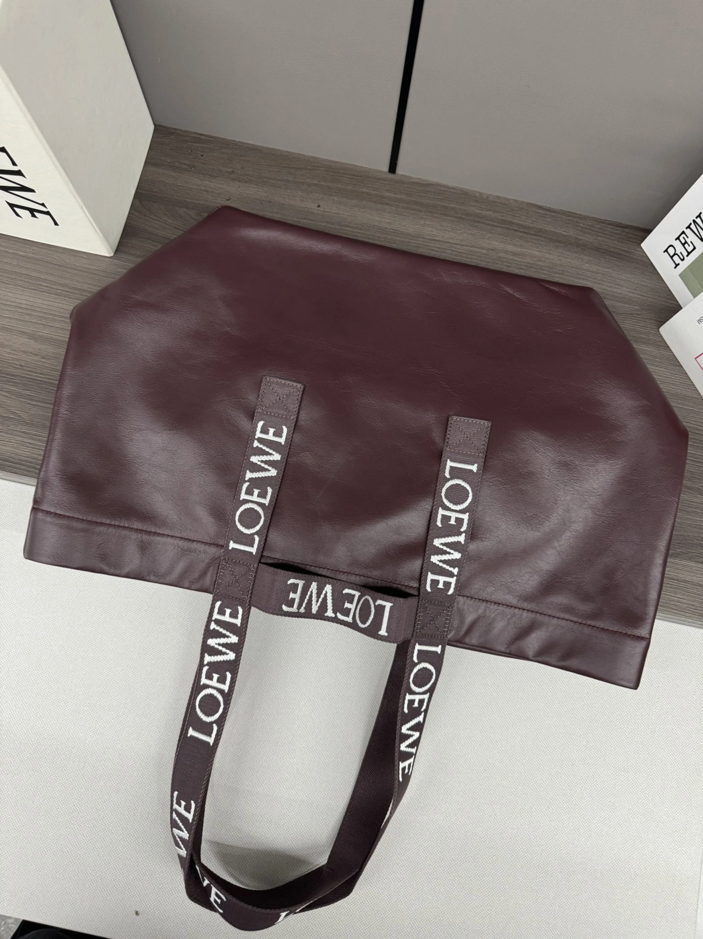 RelaxedFit Loewe Shopping Bags 67129