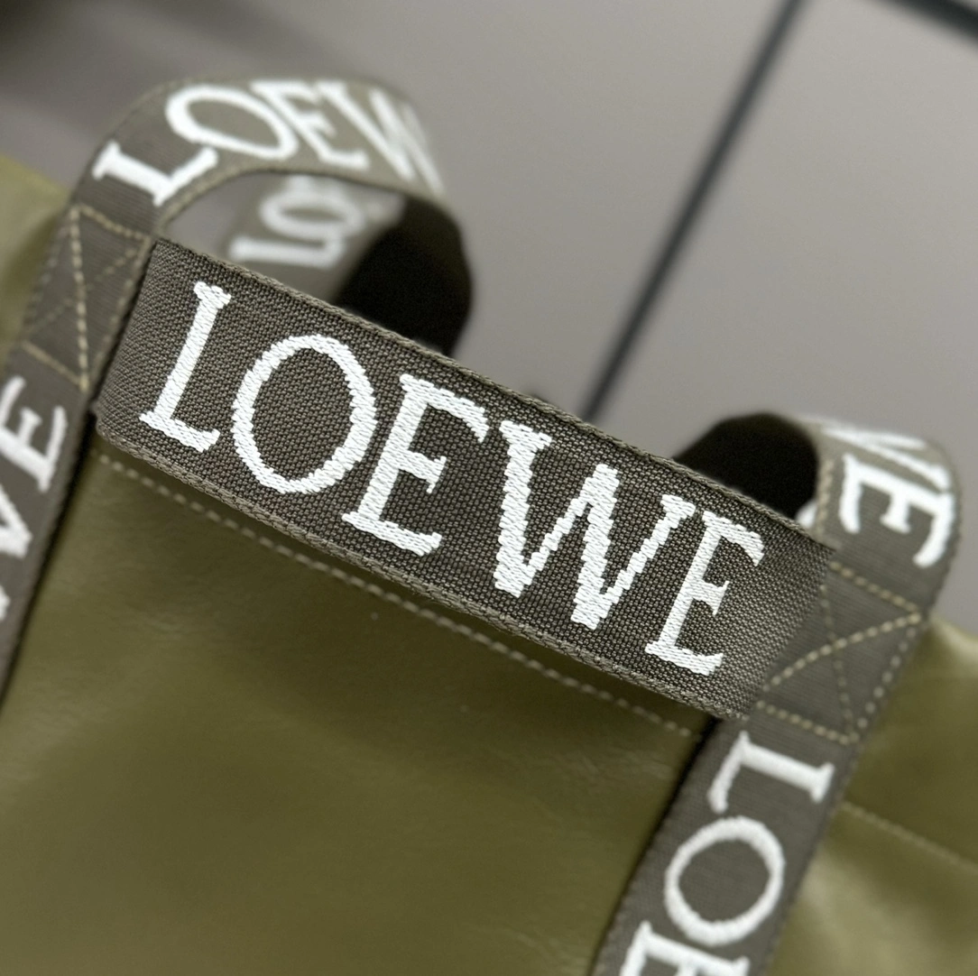 Timeless Loewe Shopping Bags 67130