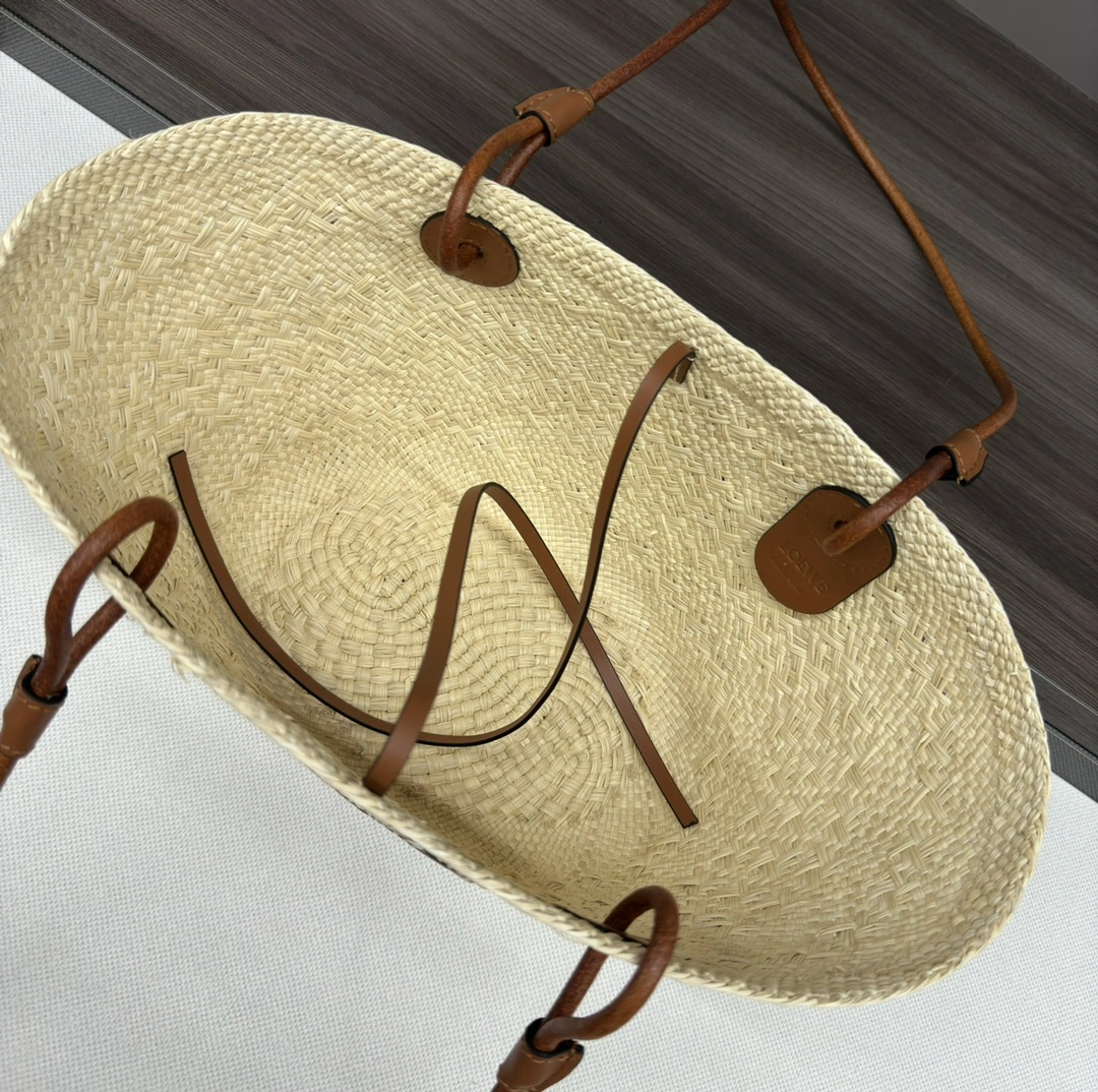 Loewe Shopping Bags Versatile 67131