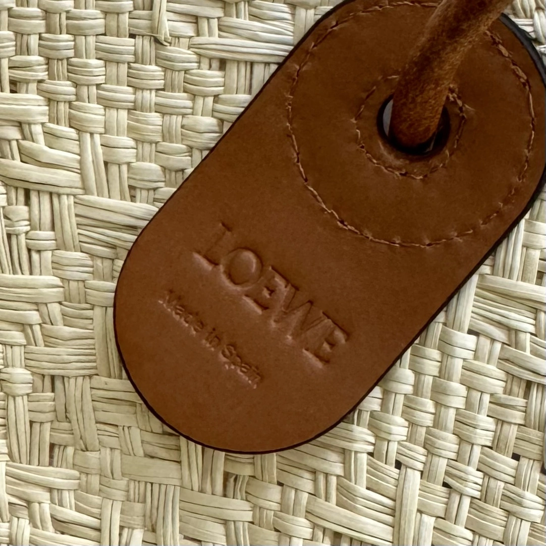 Loewe Shopping Bags Versatile 67131