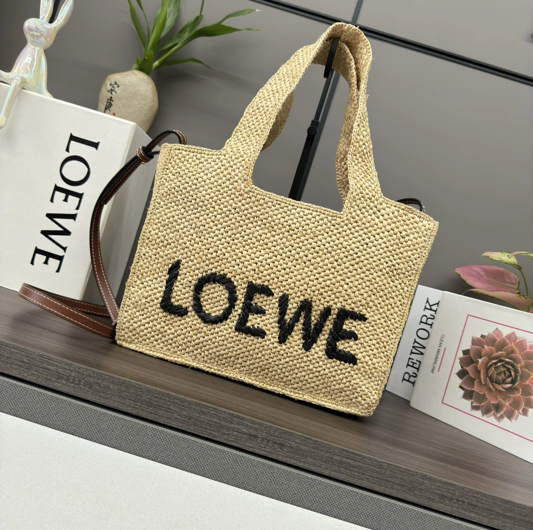 Loewe Shopping Bags Efficient 67126