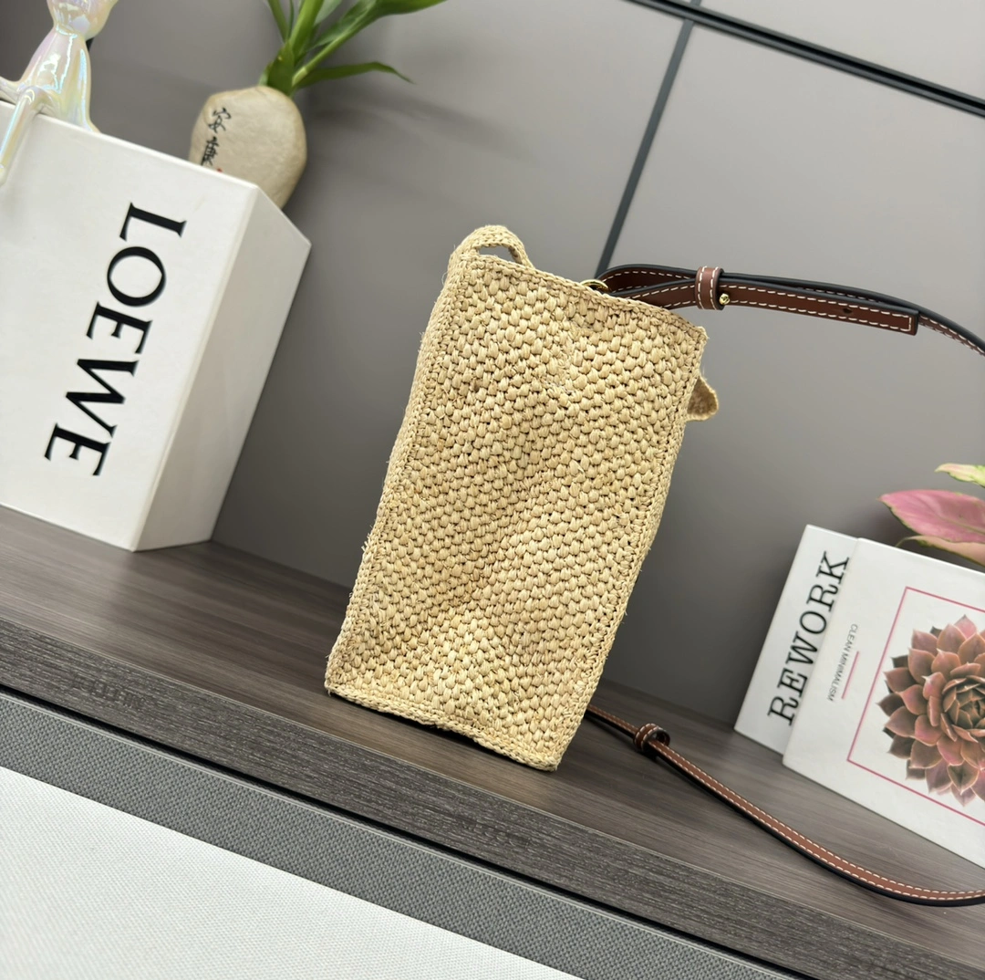 Loewe Shopping Bags Efficient 67126