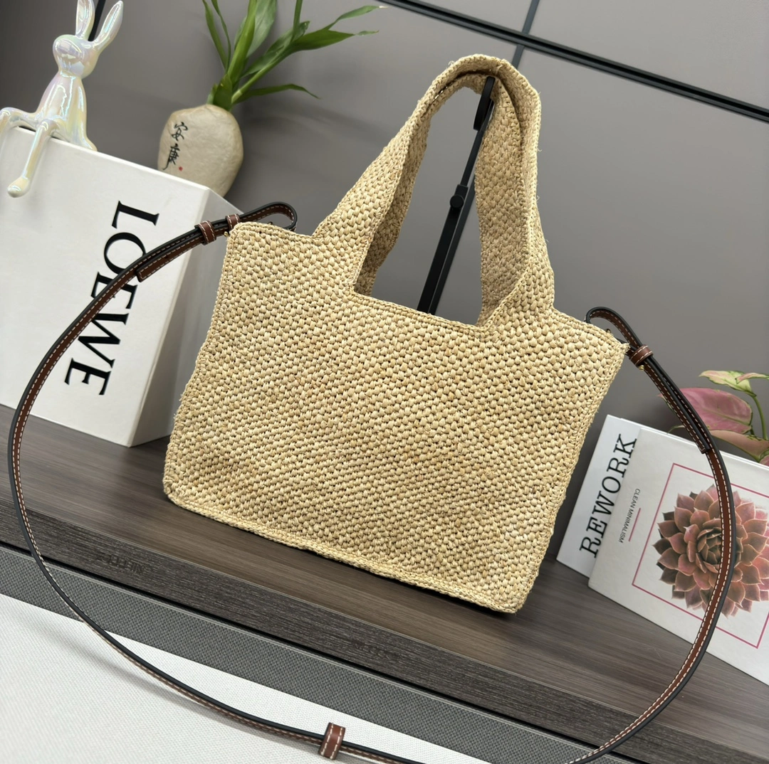 Loewe Shopping Bags Efficient 67126