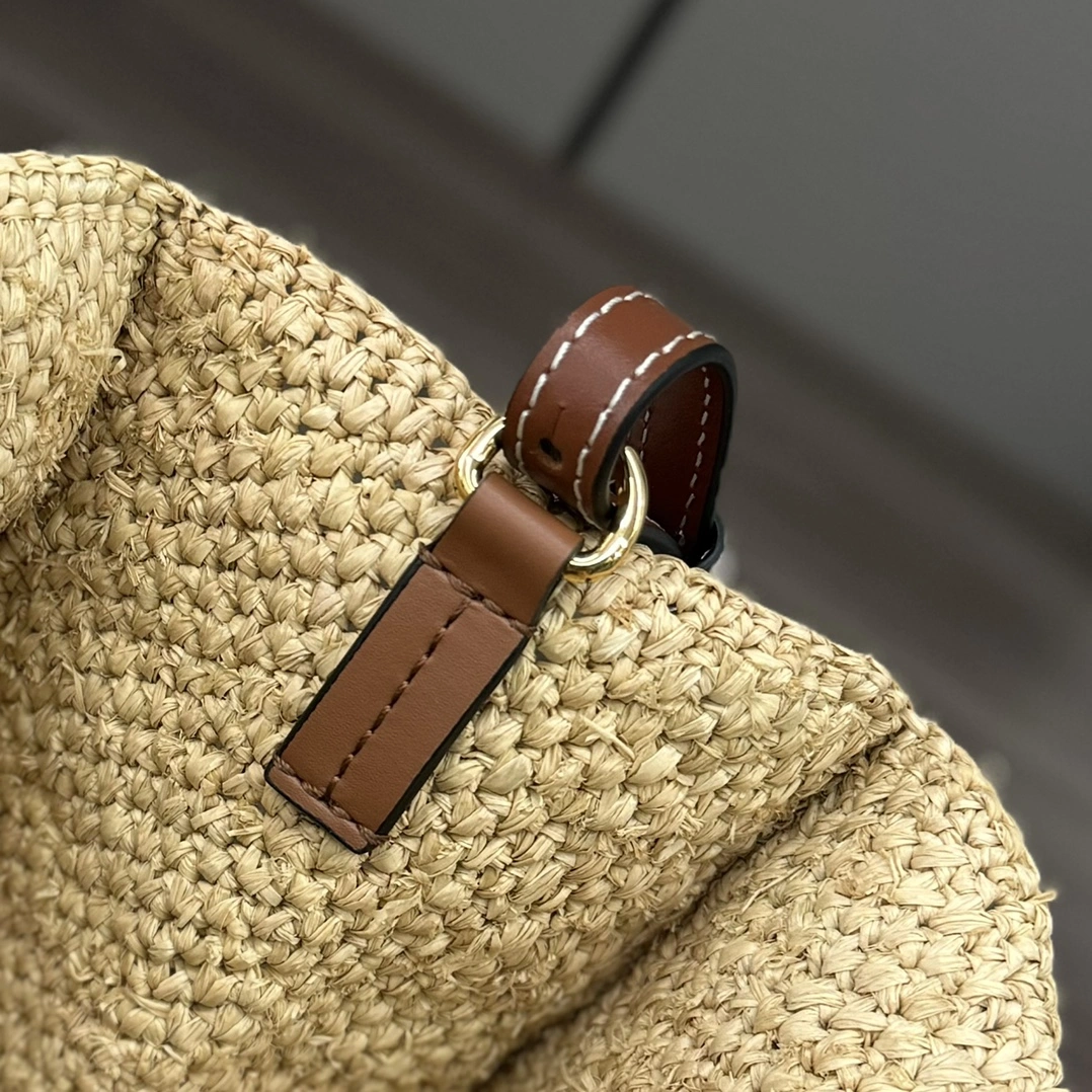 Loewe Shopping Bags Efficient 67126