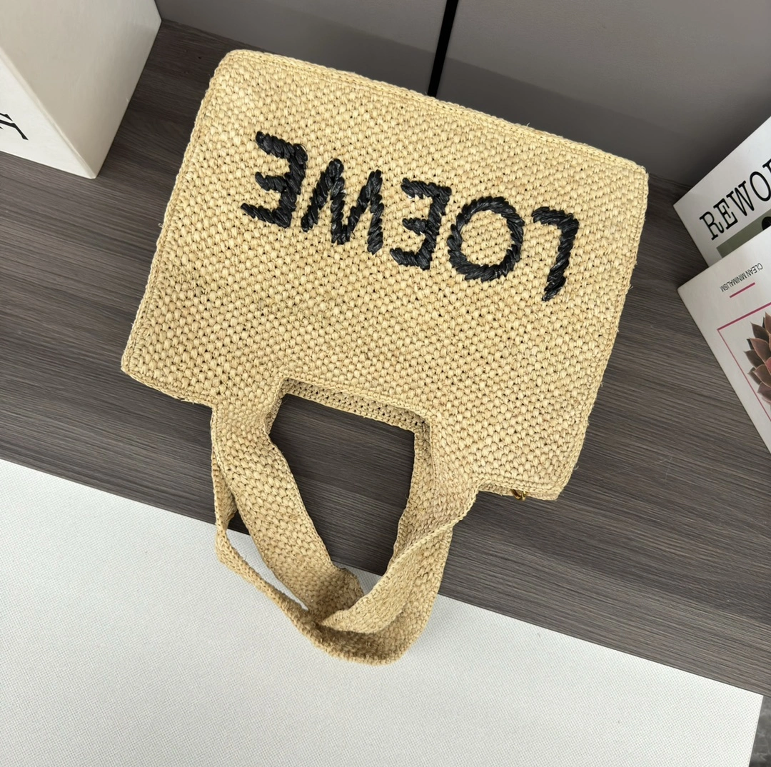 Loewe Shopping Bags Efficient 67126