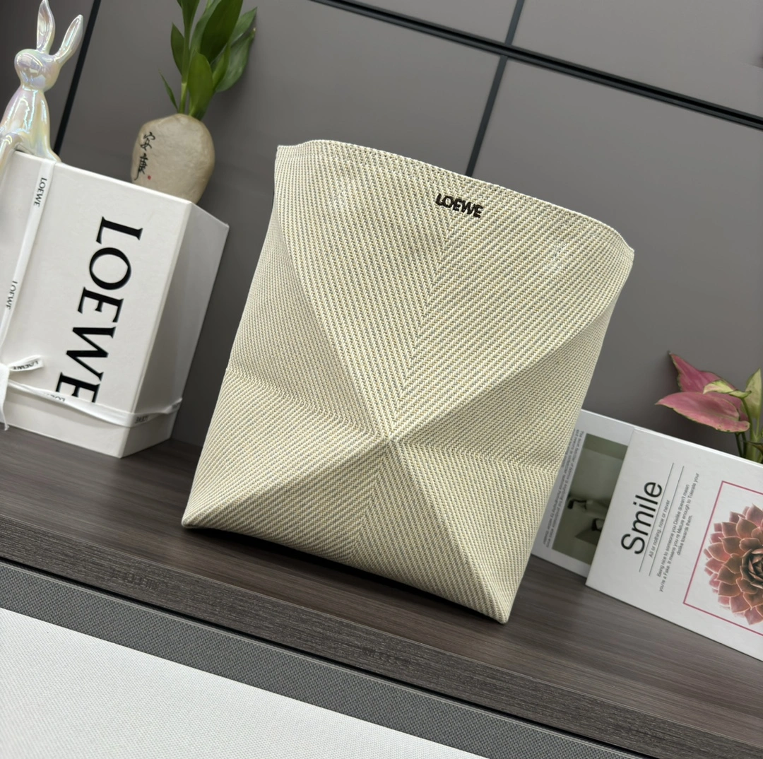 TimelessDesign Loewe Shopping Bags 67123
