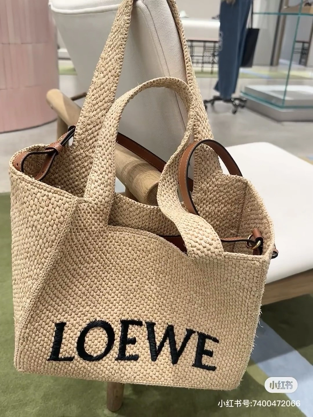 Lightweight Loewe Shopping Bags 67140