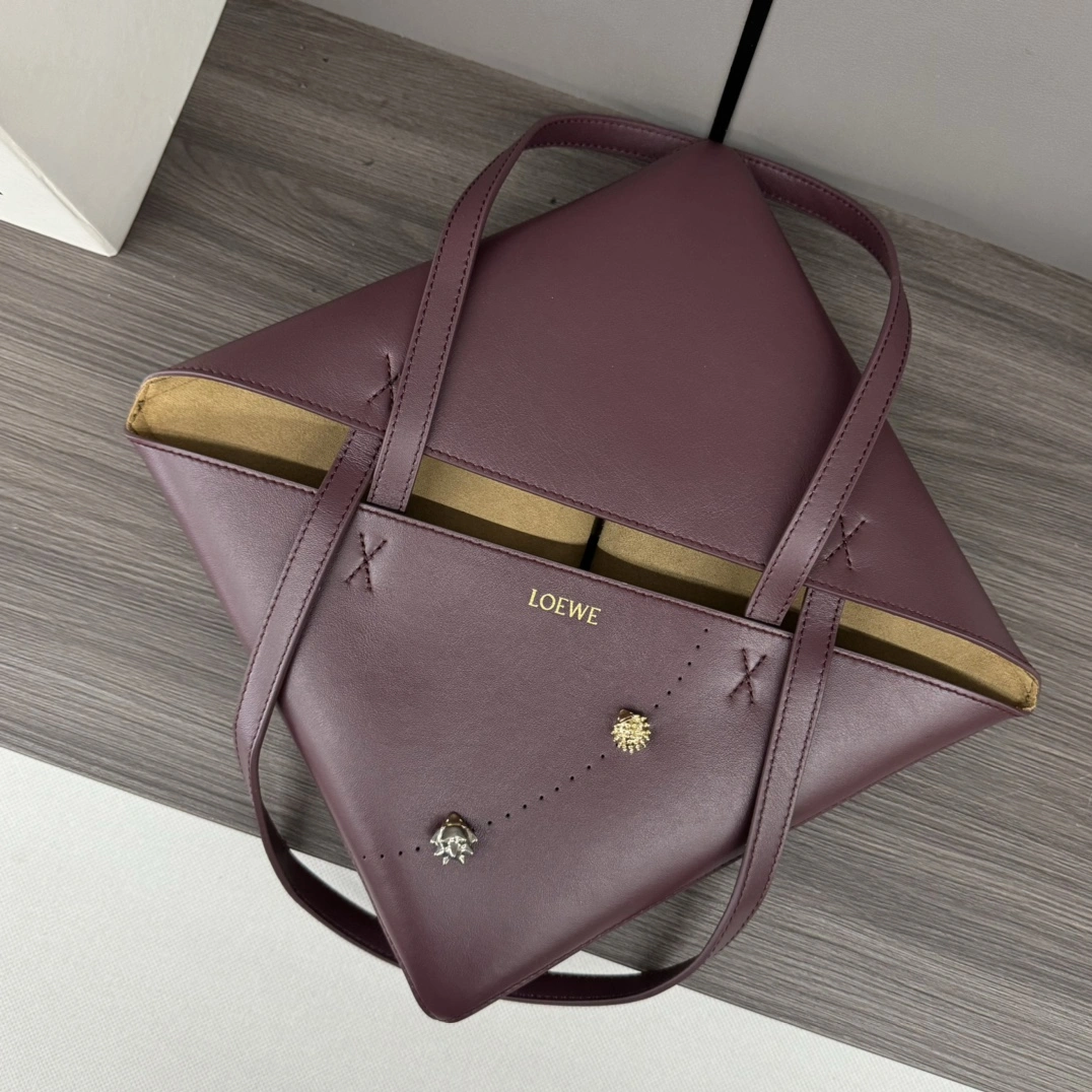 Loewe Shopping Bags Stylish 67139