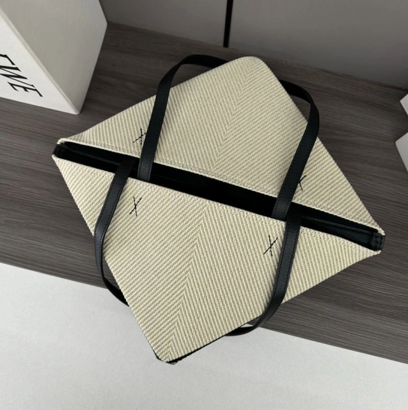 Neat Loewe Shopping Bags 61418