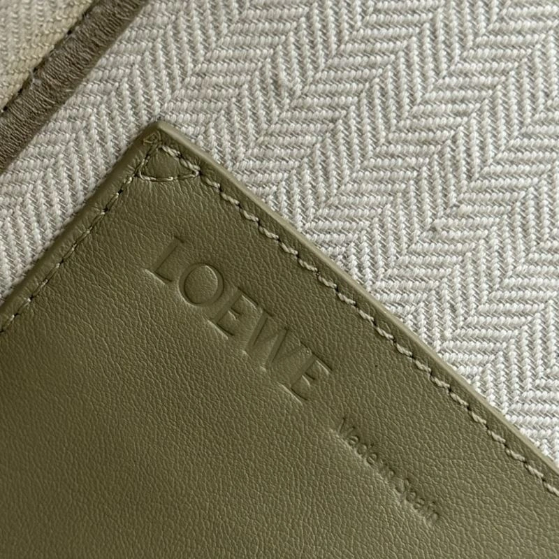 Sleek Loewe Shopping Bags 61416