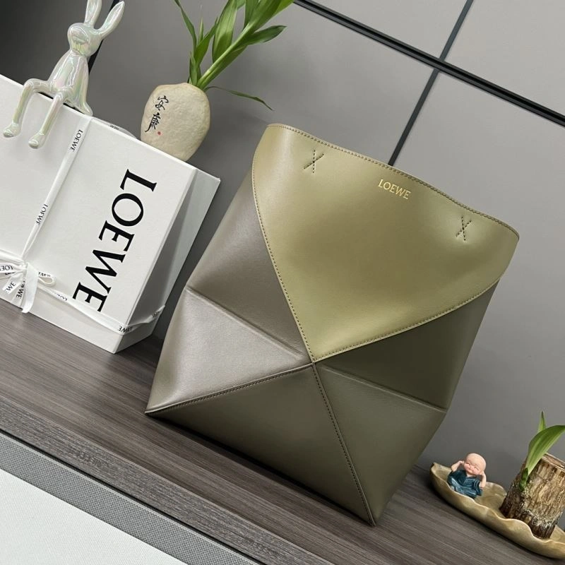 Sophisticated Loewe Shopping Bags 61414
