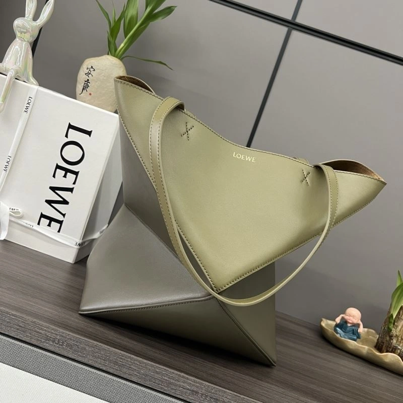 Sophisticated Loewe Shopping Bags 61414