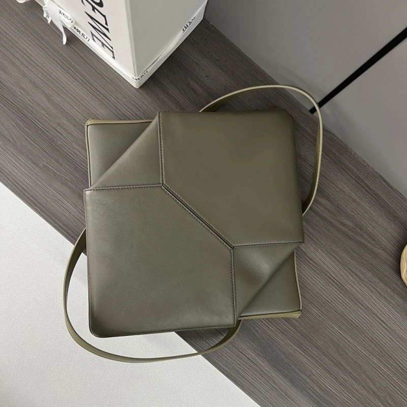 Sophisticated Loewe Shopping Bags 61414