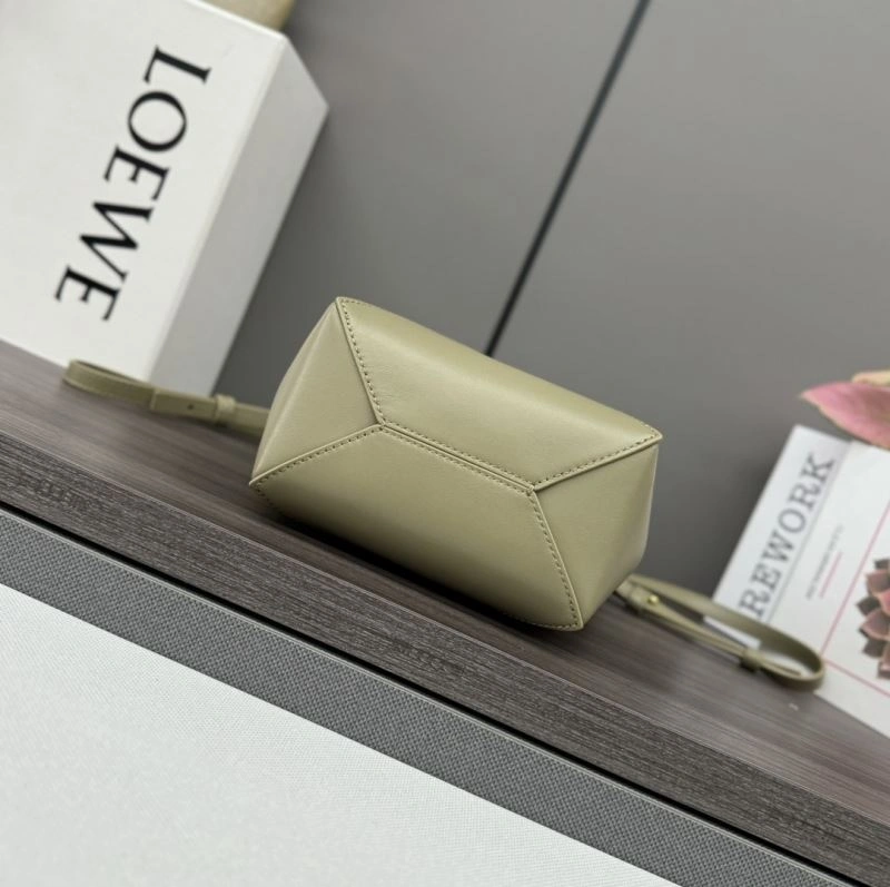 Loewe Shopping Bags Compact 61436