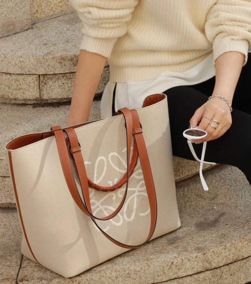 Loewe Shopping Bags OdorResistant 61404