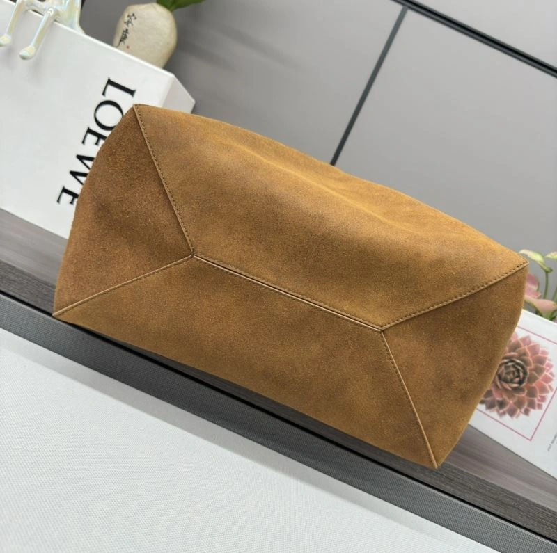 Vibrant Loewe Shopping Bags 61399