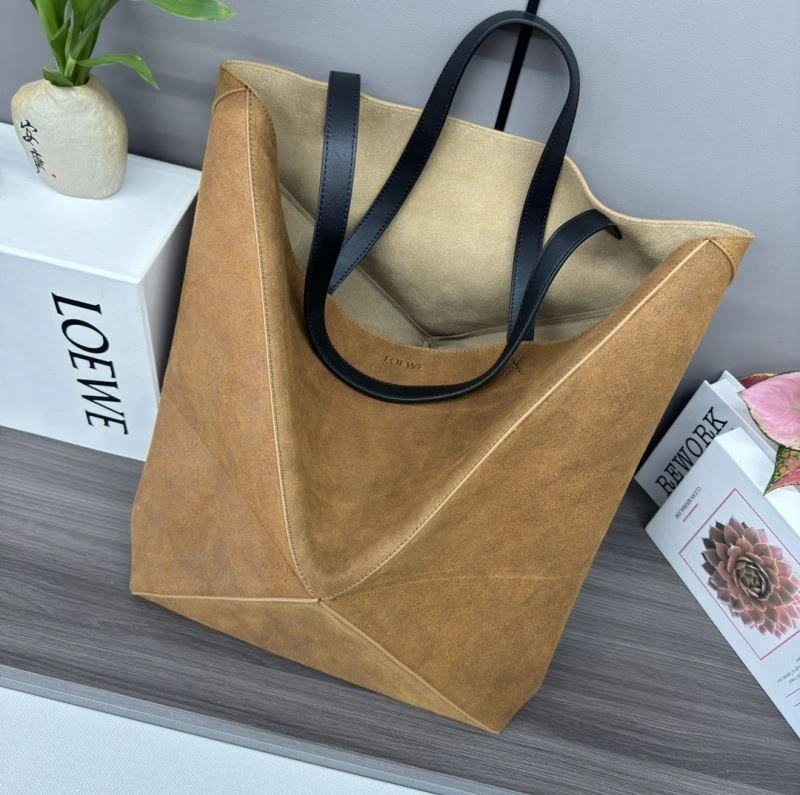 Vibrant Loewe Shopping Bags 61399