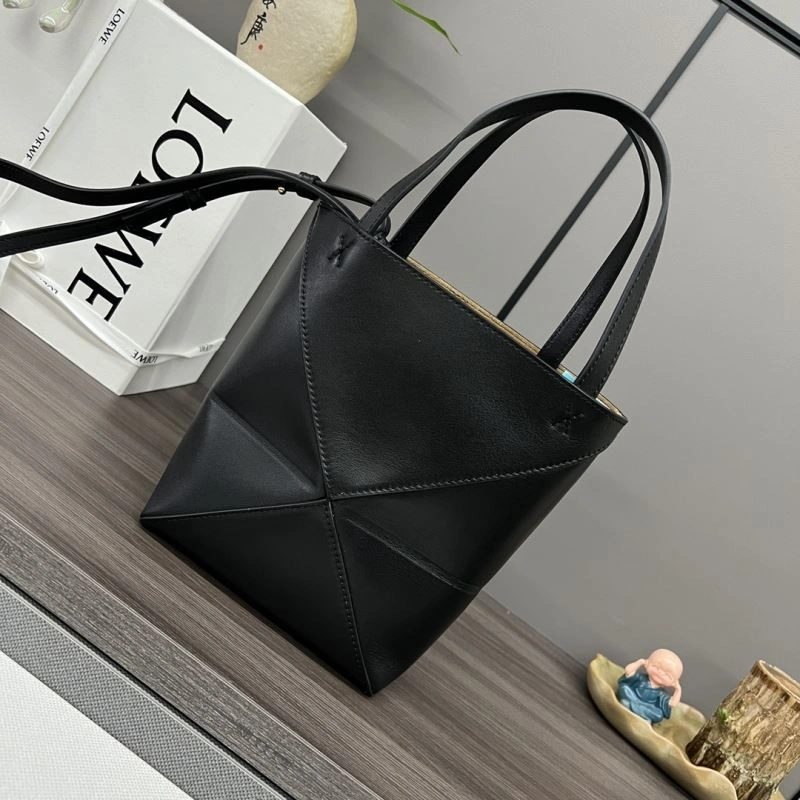 Unisex Loewe Shopping Bags 61398