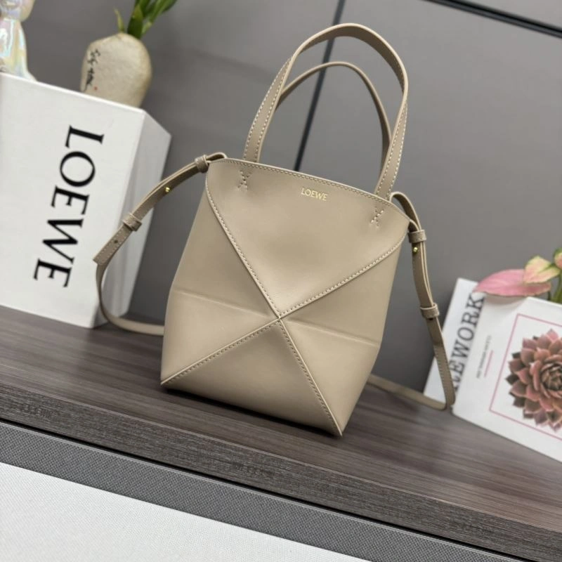 Loewe Shopping Bags FashionForward 61394