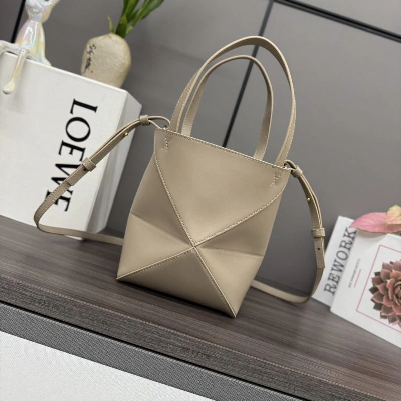 Loewe Shopping Bags FashionForward 61394
