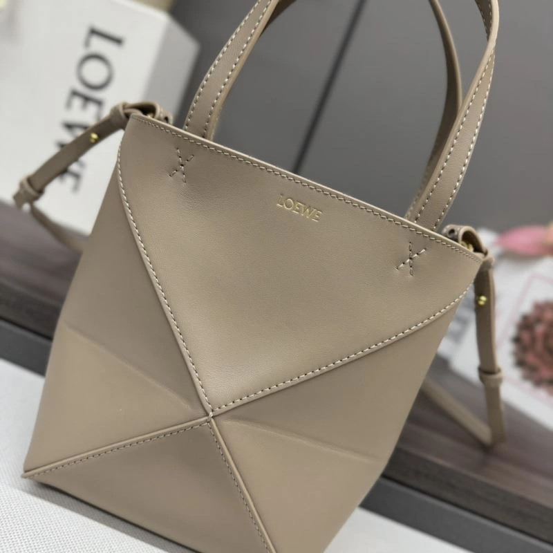 Loewe Shopping Bags FashionForward 61394