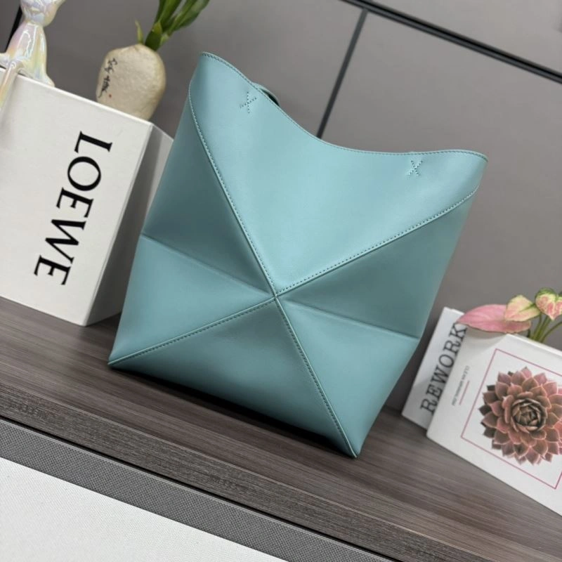 Loewe Shopping Bags Refined 61389