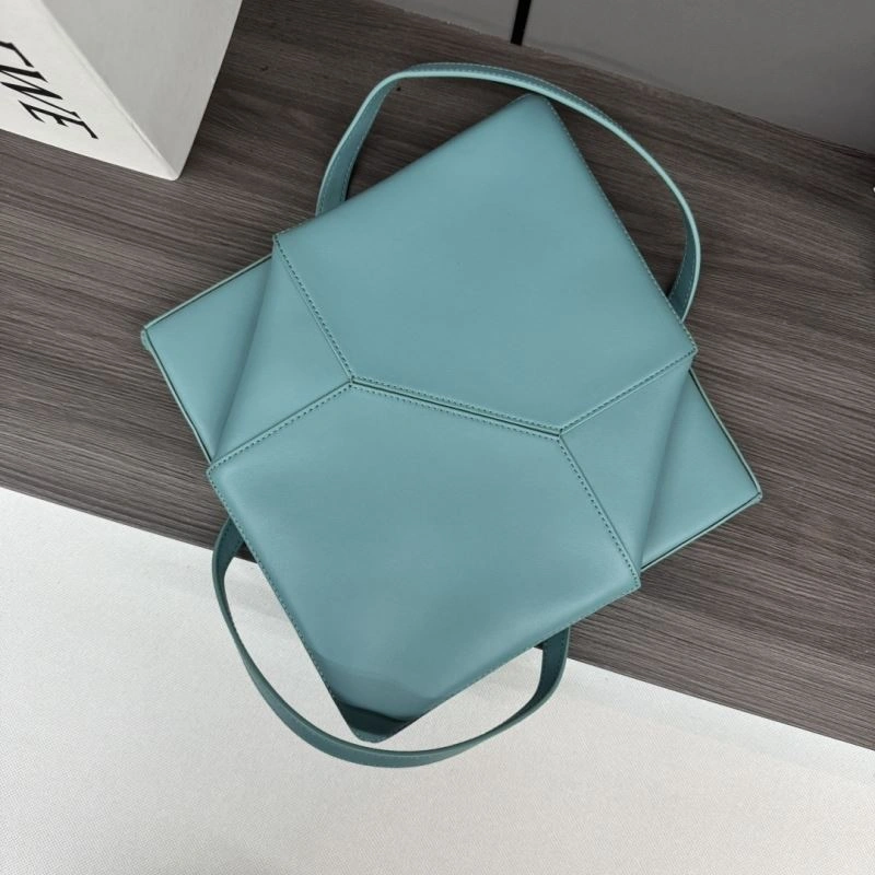 Loewe Shopping Bags Refined 61389