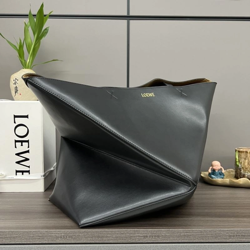 Trendsetting Loewe Shopping Bags 61385