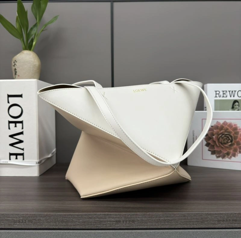 Lightweight Loewe Shopping Bags 61421