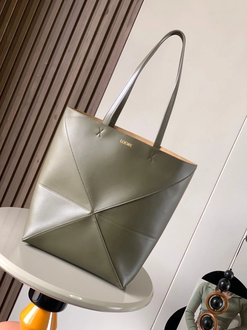 Loewe Shopping Bags Attractive 73057