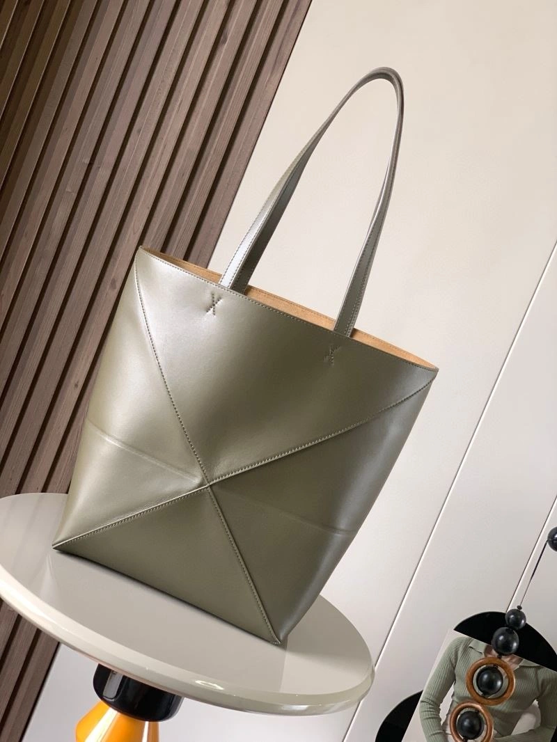 Loewe Shopping Bags Attractive 73057