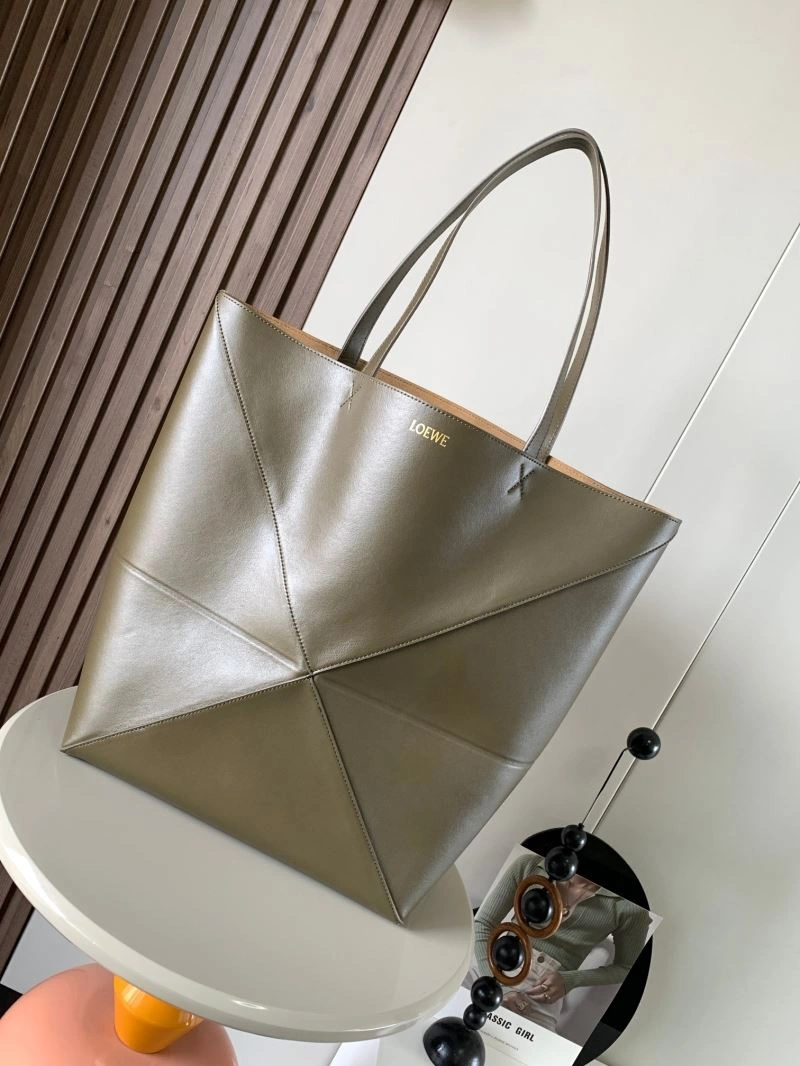 Loewe Shopping Bags Cozy 73052