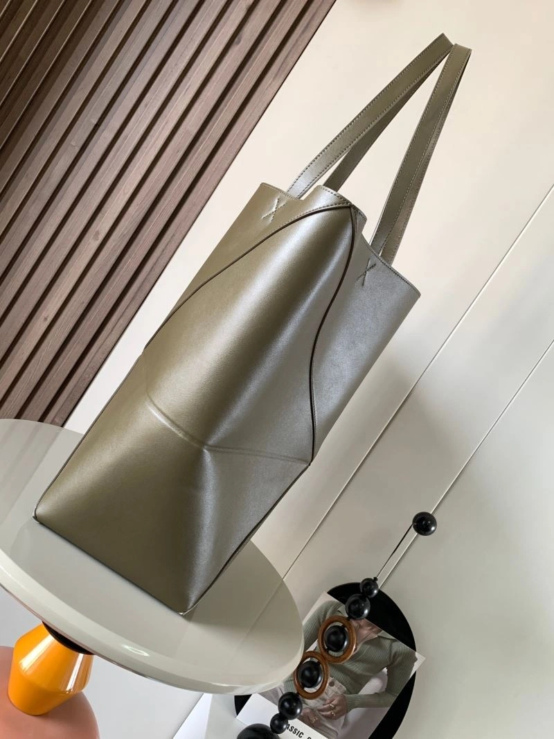 Loewe Shopping Bags Cozy 73052