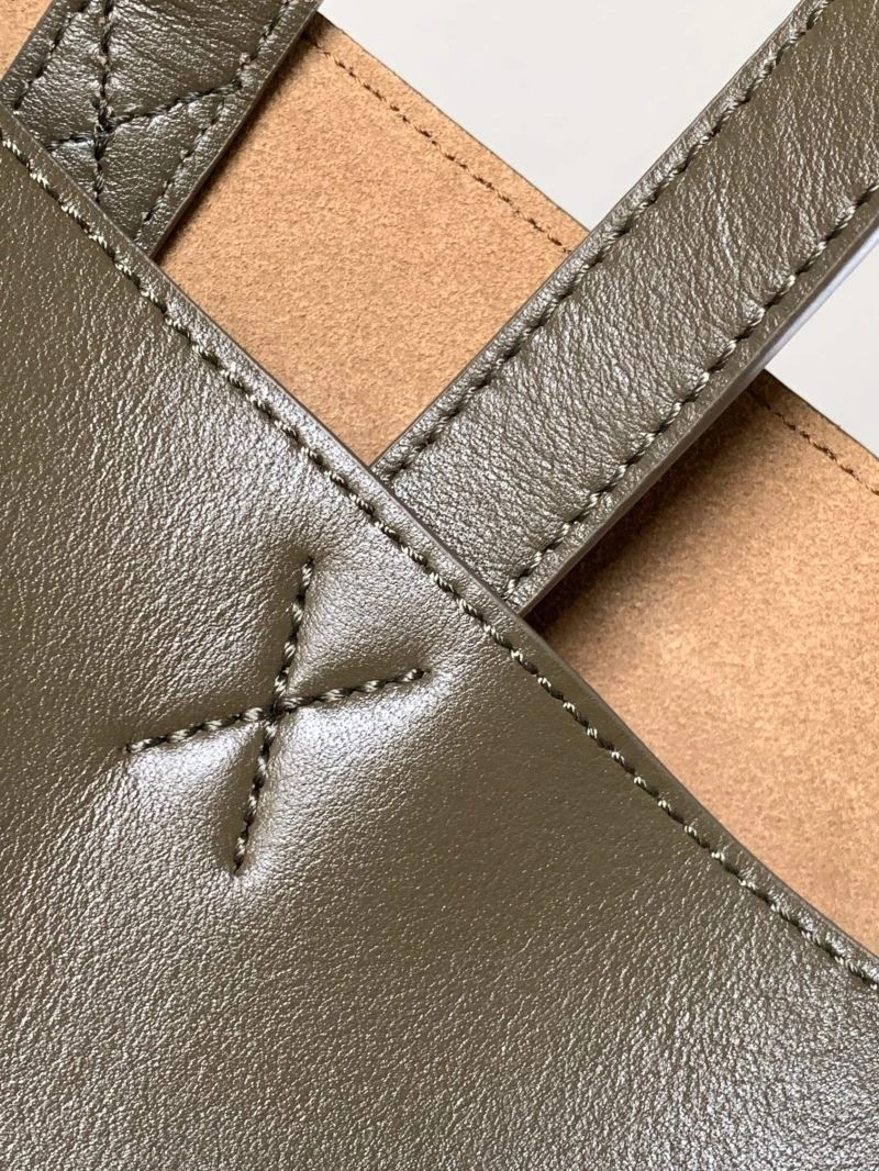 Loewe Shopping Bags Cozy 73052