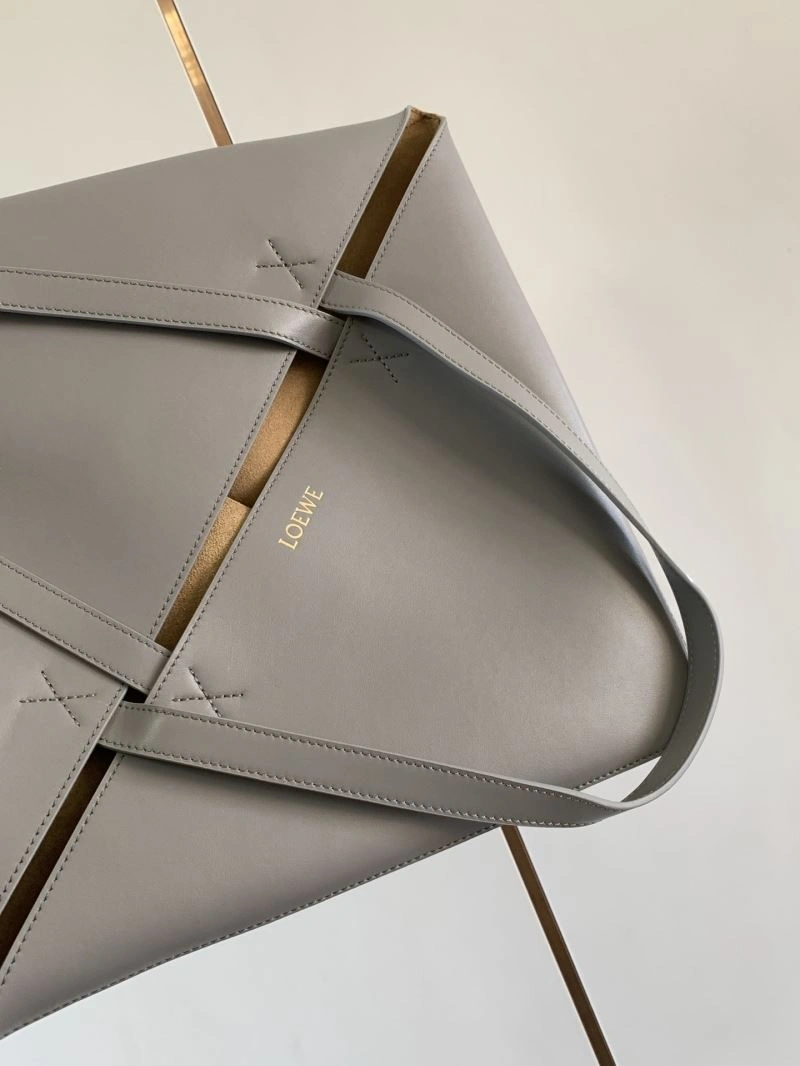 Effortless Loewe Shopping Bags 73100