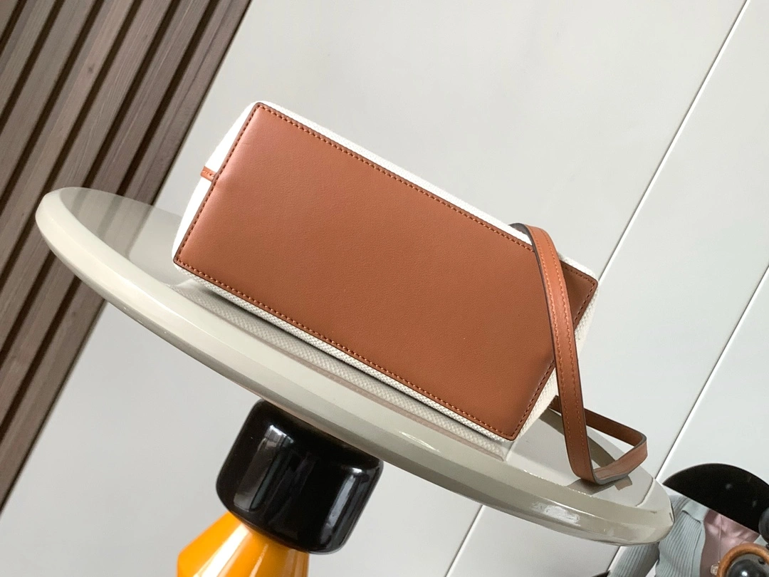 Loewe Shopping Bags SportInspired 71892