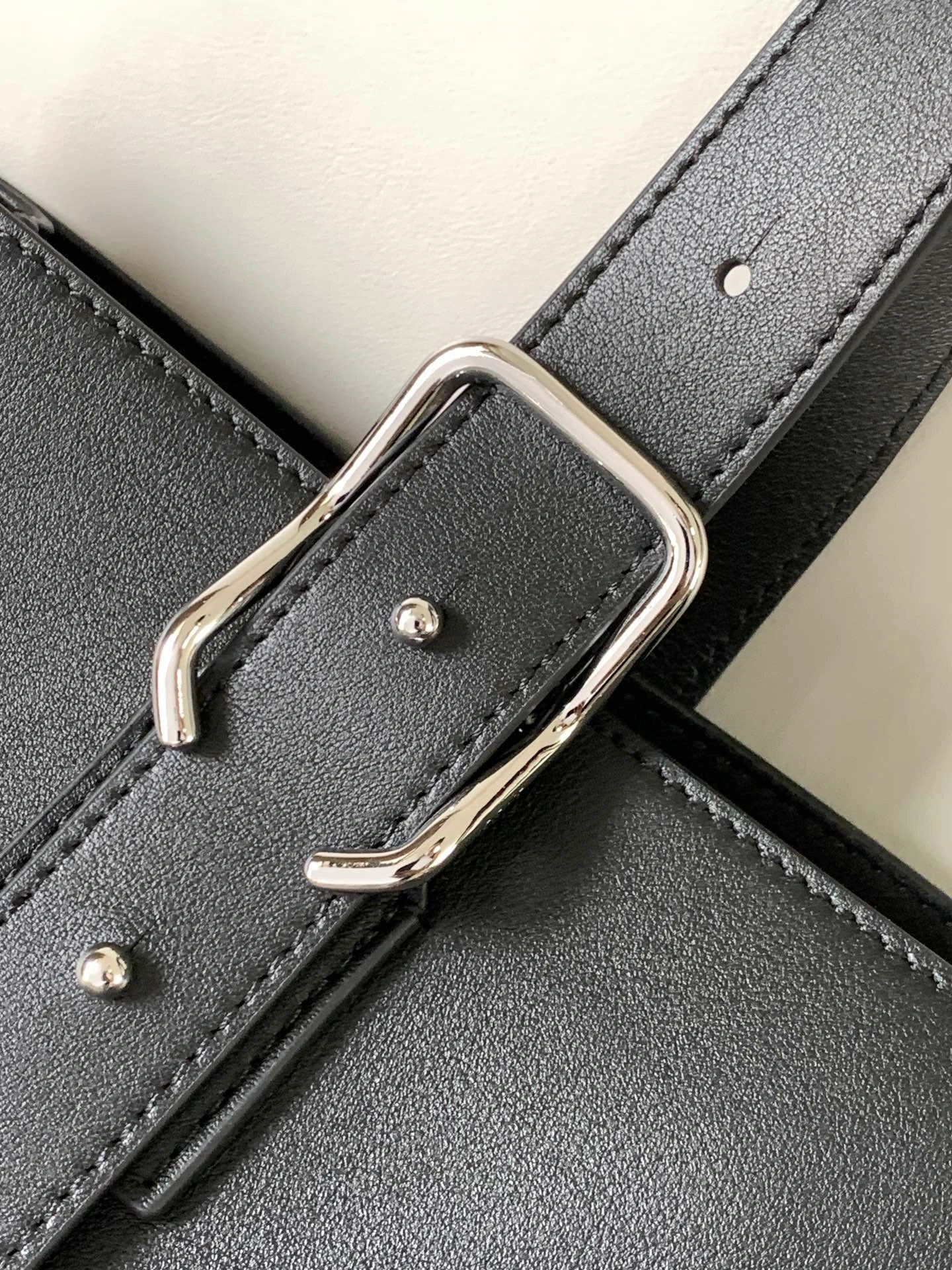 Attractive Loewe Shopping Bags 71891