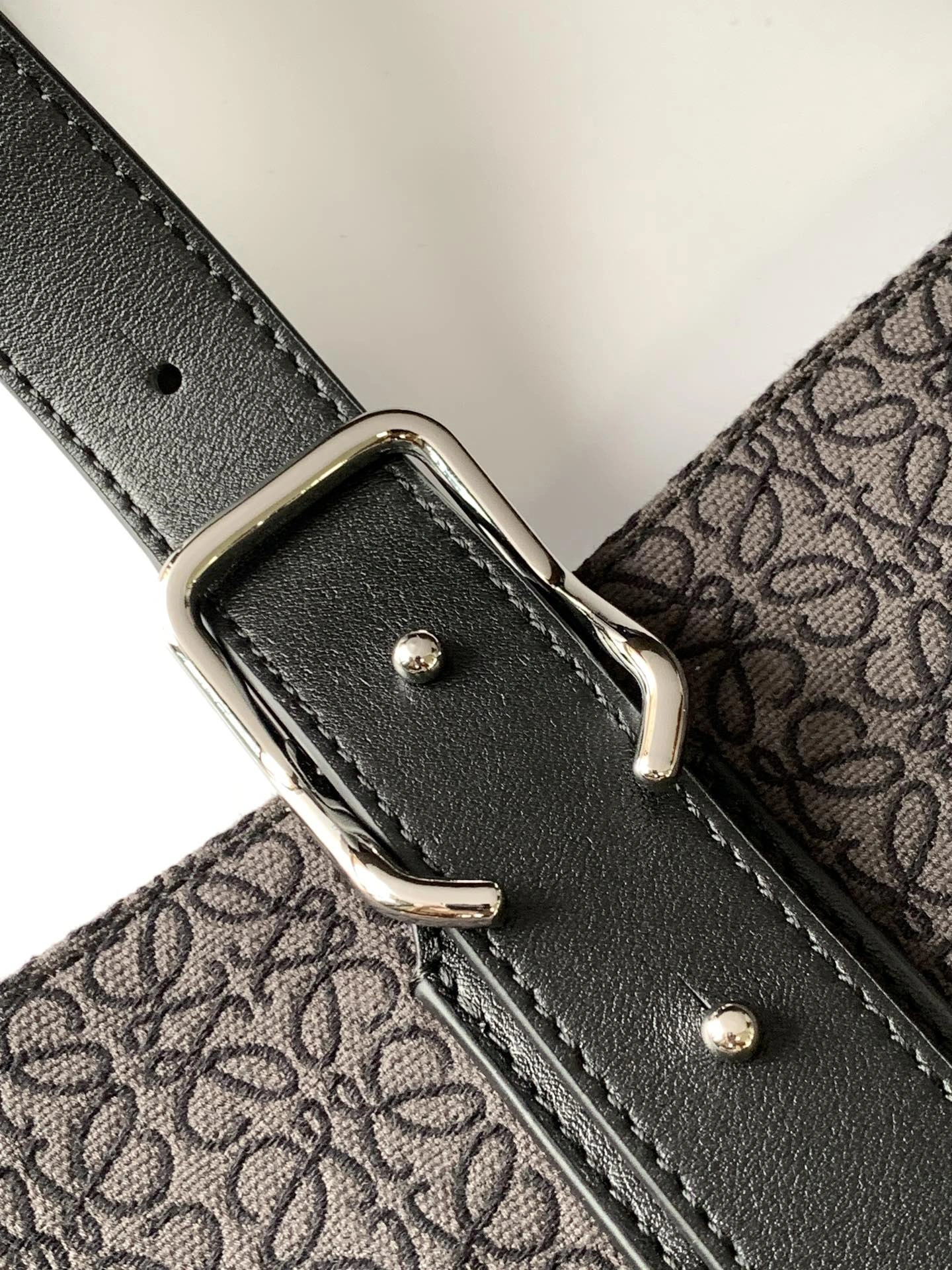 Functional Loewe Shopping Bags 71886