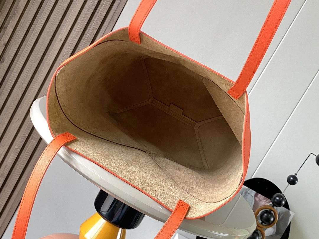 Loewe Shopping Bags ZipUp 71872