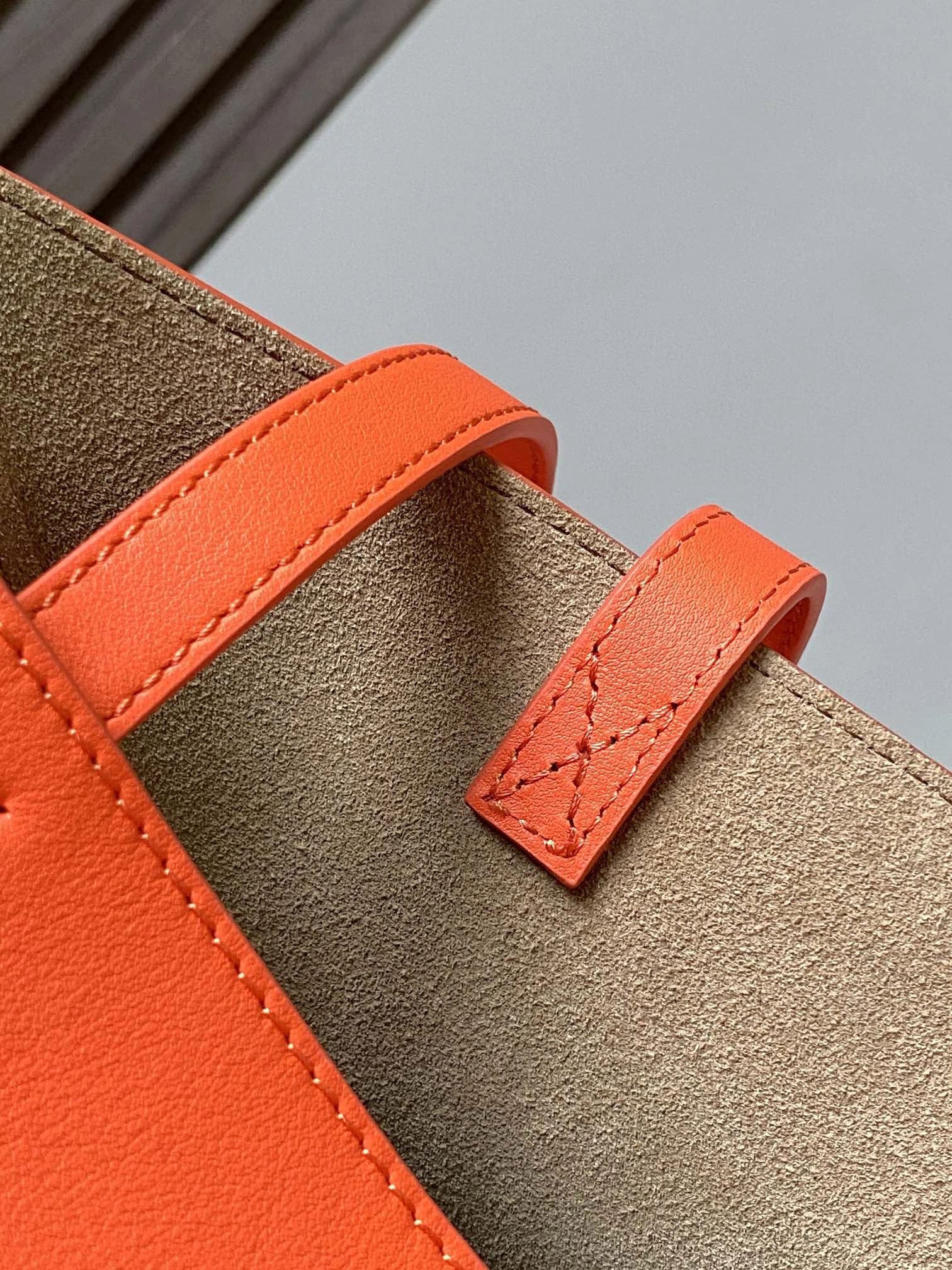 Loewe Shopping Bags Bright 71882