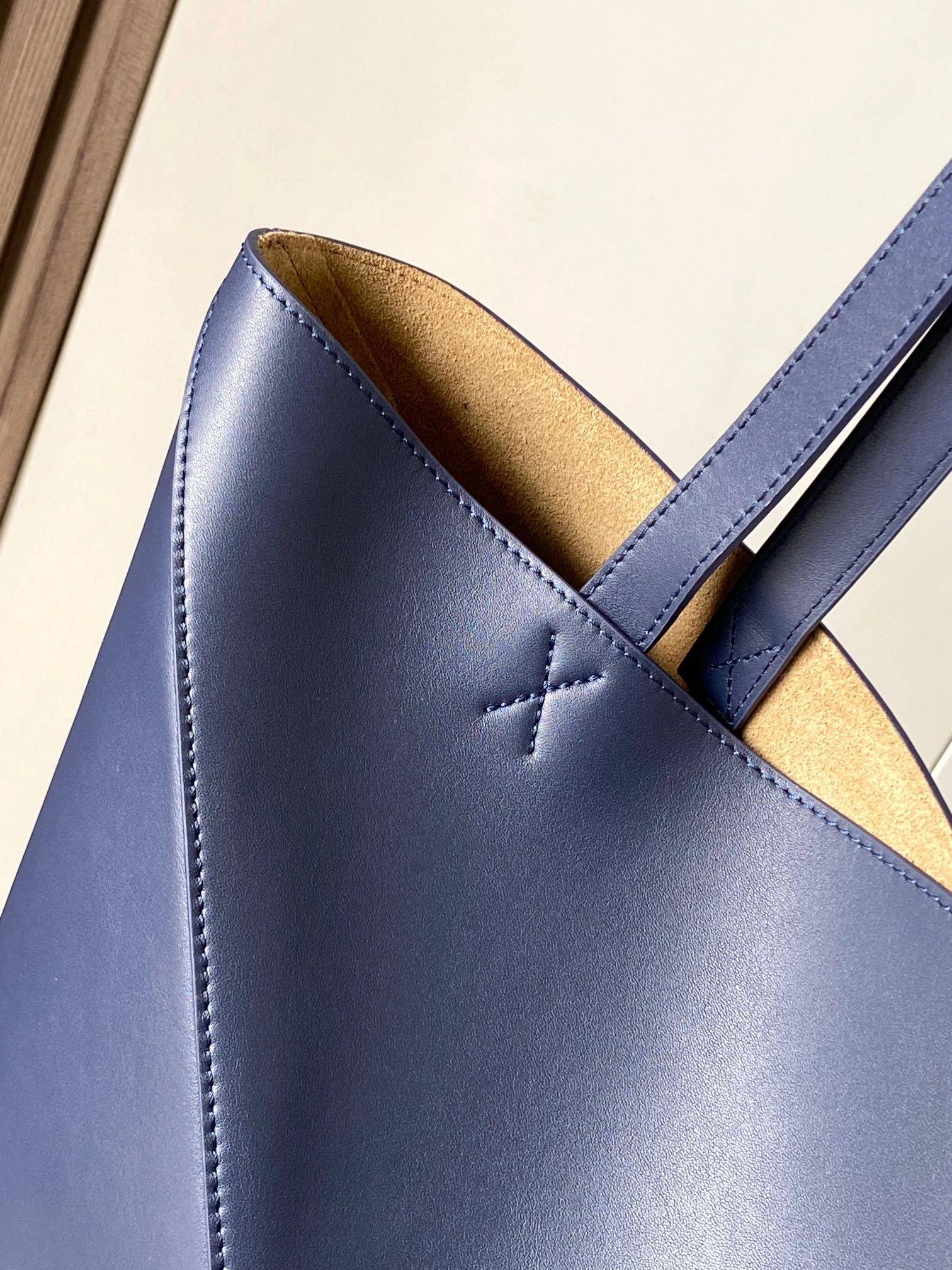 RelaxedFit Loewe Shopping Bags 71885