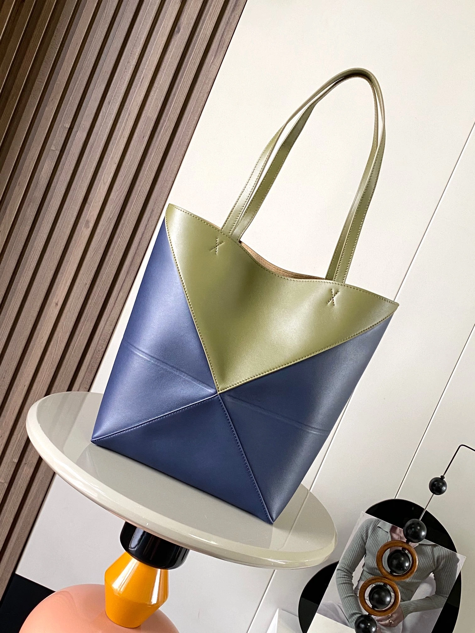 Lightweight Loewe Shopping Bags 71874
