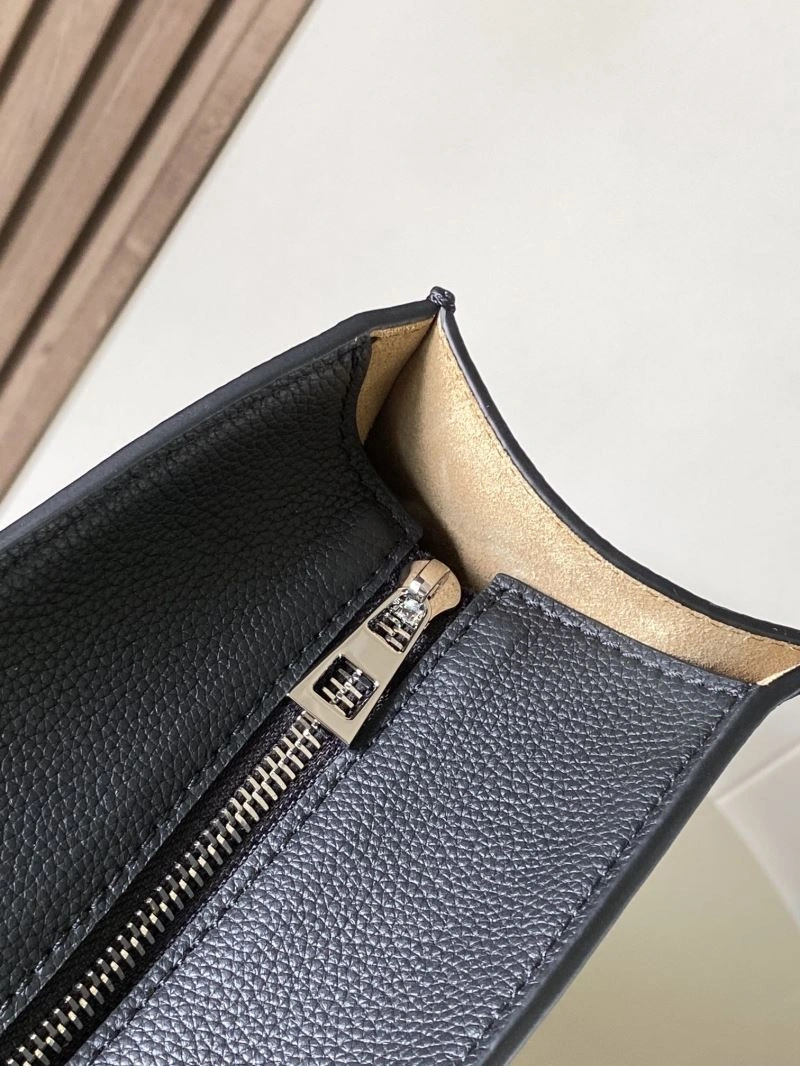 Loewe Shopping Bags ZipUp 67045
