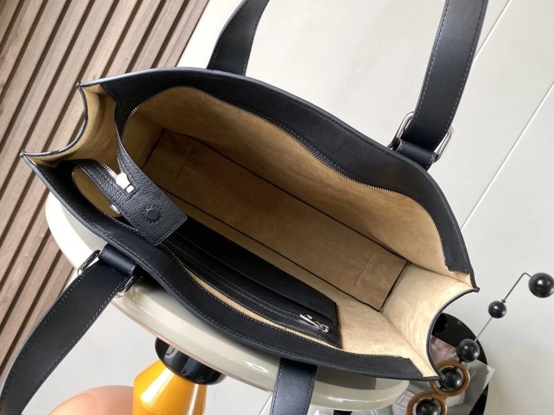 Loewe Shopping Bags ZipUp 67045